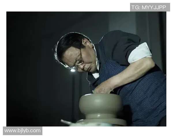 朱荣振的艺术之路：从平凡到卓越的心灵探索与创作历程