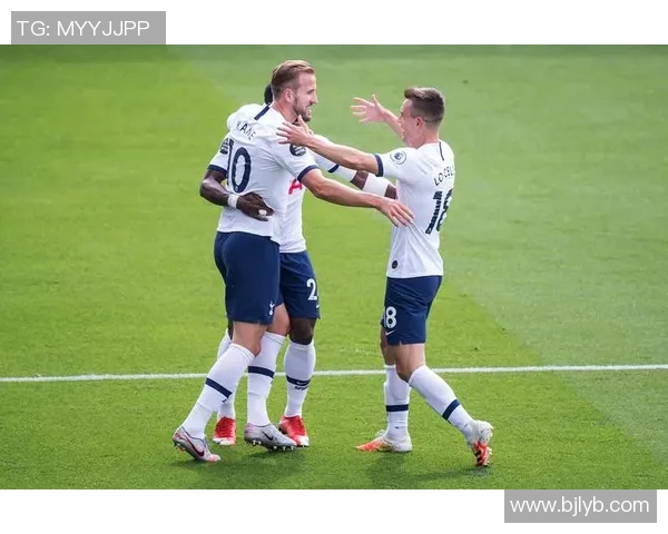 热刺与尤文激情对决海报揭幕期待精彩瞬间与巅峰对抗